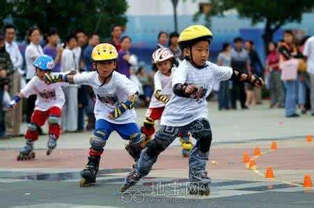 深圳成人轮滑教学视频,轻松入门，畅享滑行乐趣