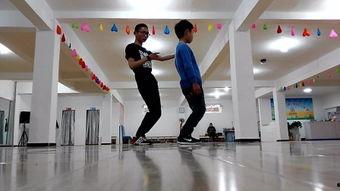 舞蹈室成人街舞视频教学,轻松入门成人街舞世界