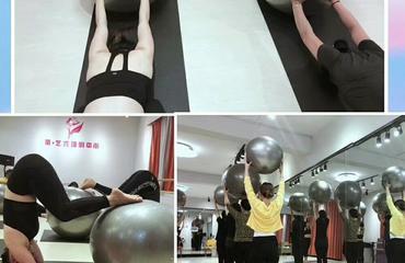 成人瑜伽嘿咻视频,成人实践中的身心和谐之道