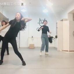 成人黑色背心舞蹈视频,成人黑色背心舞蹈魅力解析