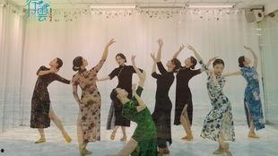 扇子舞成人独舞视频,成人独舞的优雅演绎