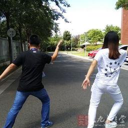 成人新手压胯教程视频,轻松入门,解锁身体柔韧性新境界