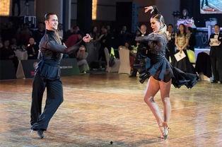 国标舞成人赛事视频,舞动人生,绽放风采